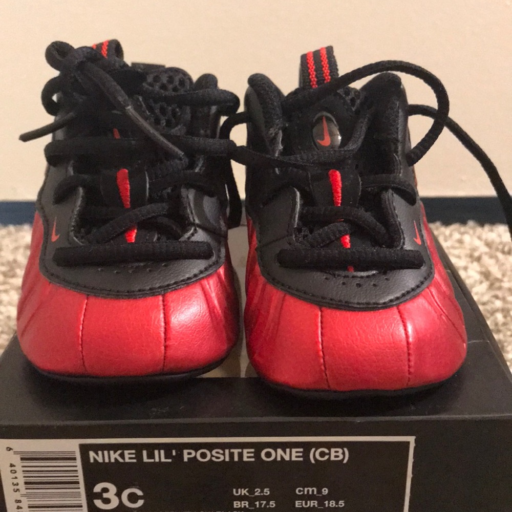 Infant Nike lil posite